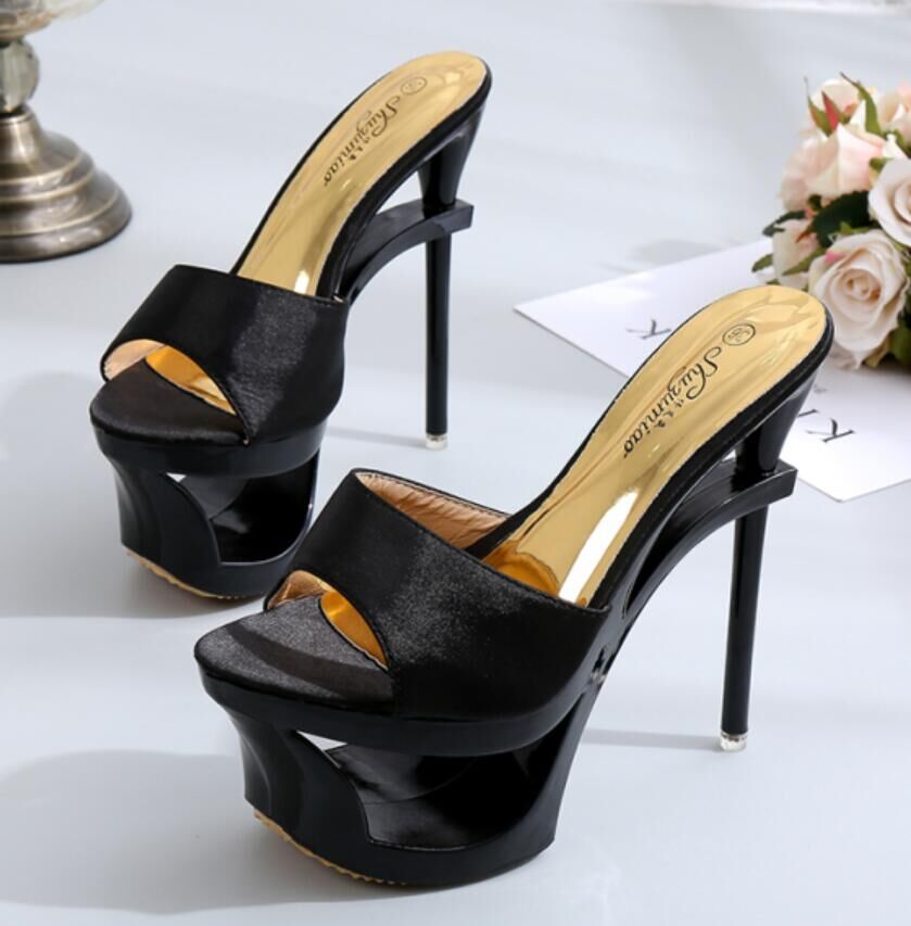 Women's Diamond Chiffon Floral Decorations Waterproof Platform Sandals