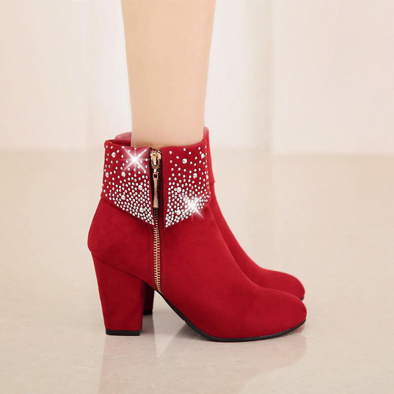 Women's Round Toe Side Zipper High Black Boots