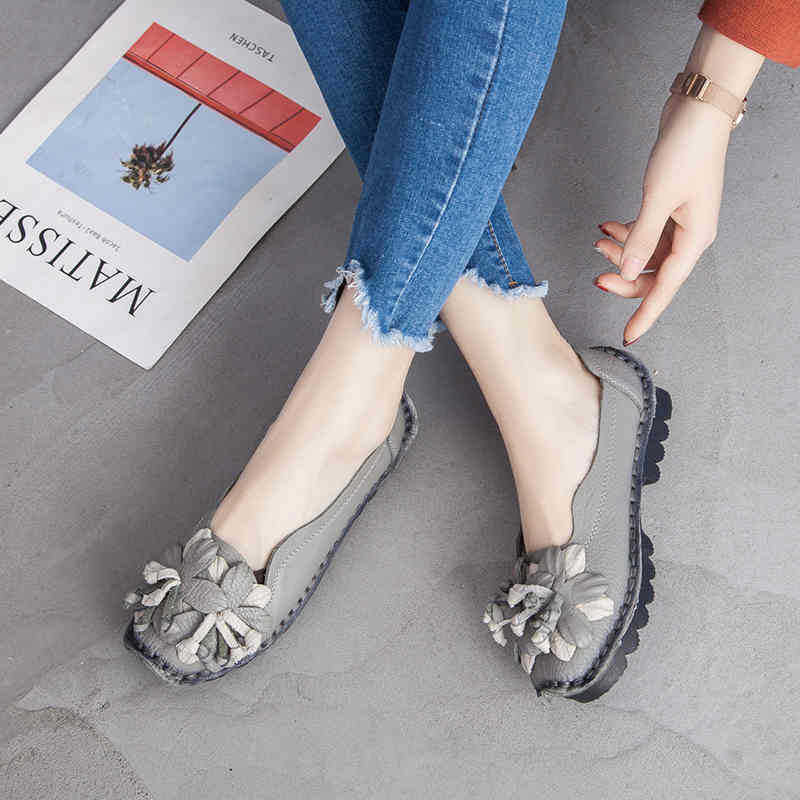 Women's Style Mom Genuine Soft Bottom Shallow Mouth Casual Shoes