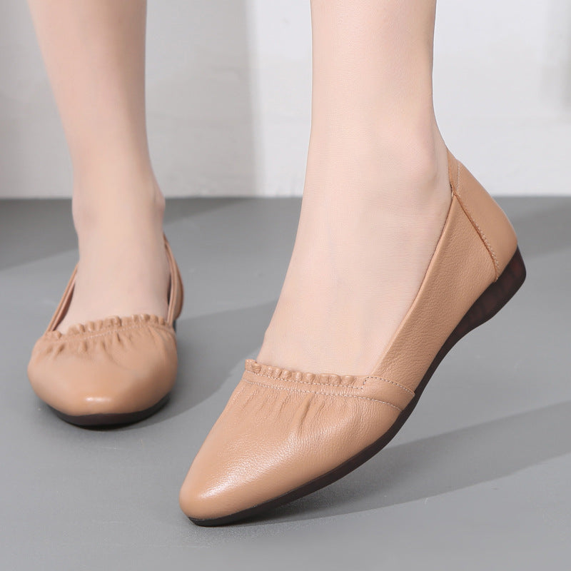 Women's Autumn Genuine Flat Mom Soft Bottom Casual Shoes