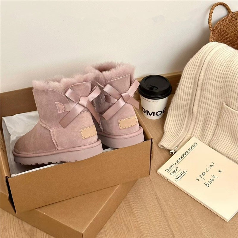 Women's Style Sheepskin Fur Integrated Single Ribbon Snow Boots