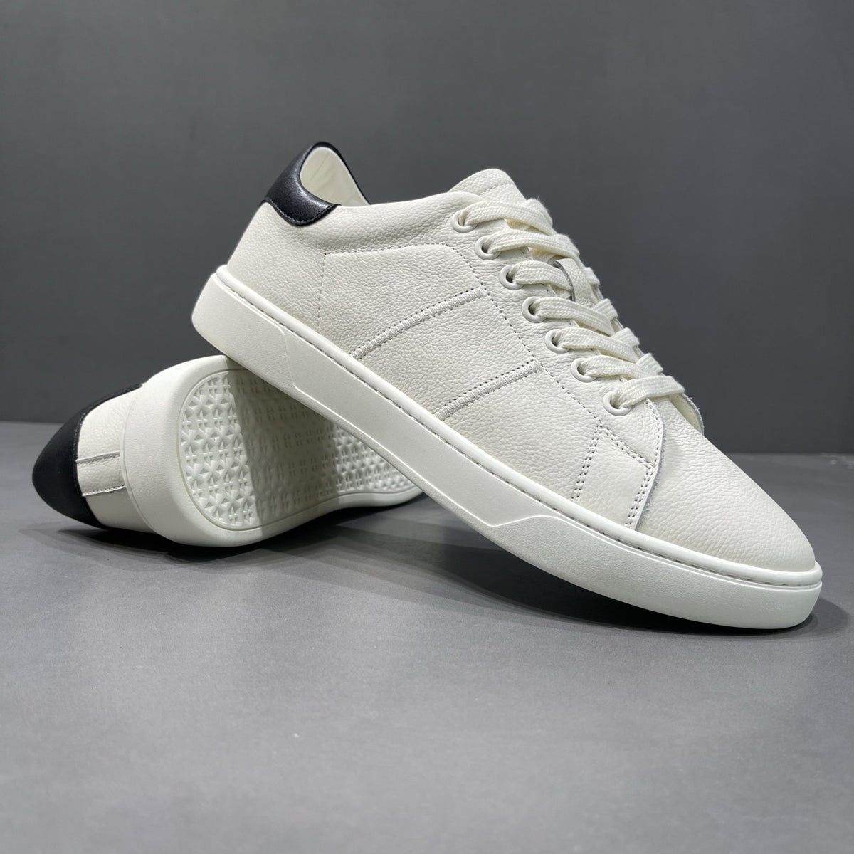 Men's Autumn Breathable White Flat Trendy Sports Men's Board Shoes