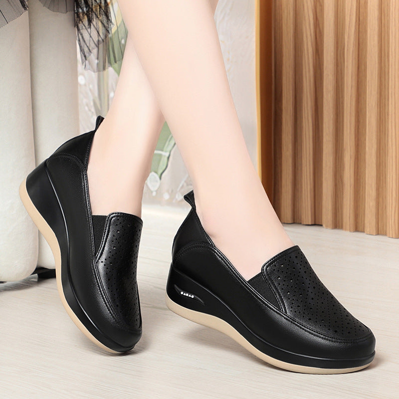 Women's Breathable Mom Summer Soft Bottom Comfortable Sandals