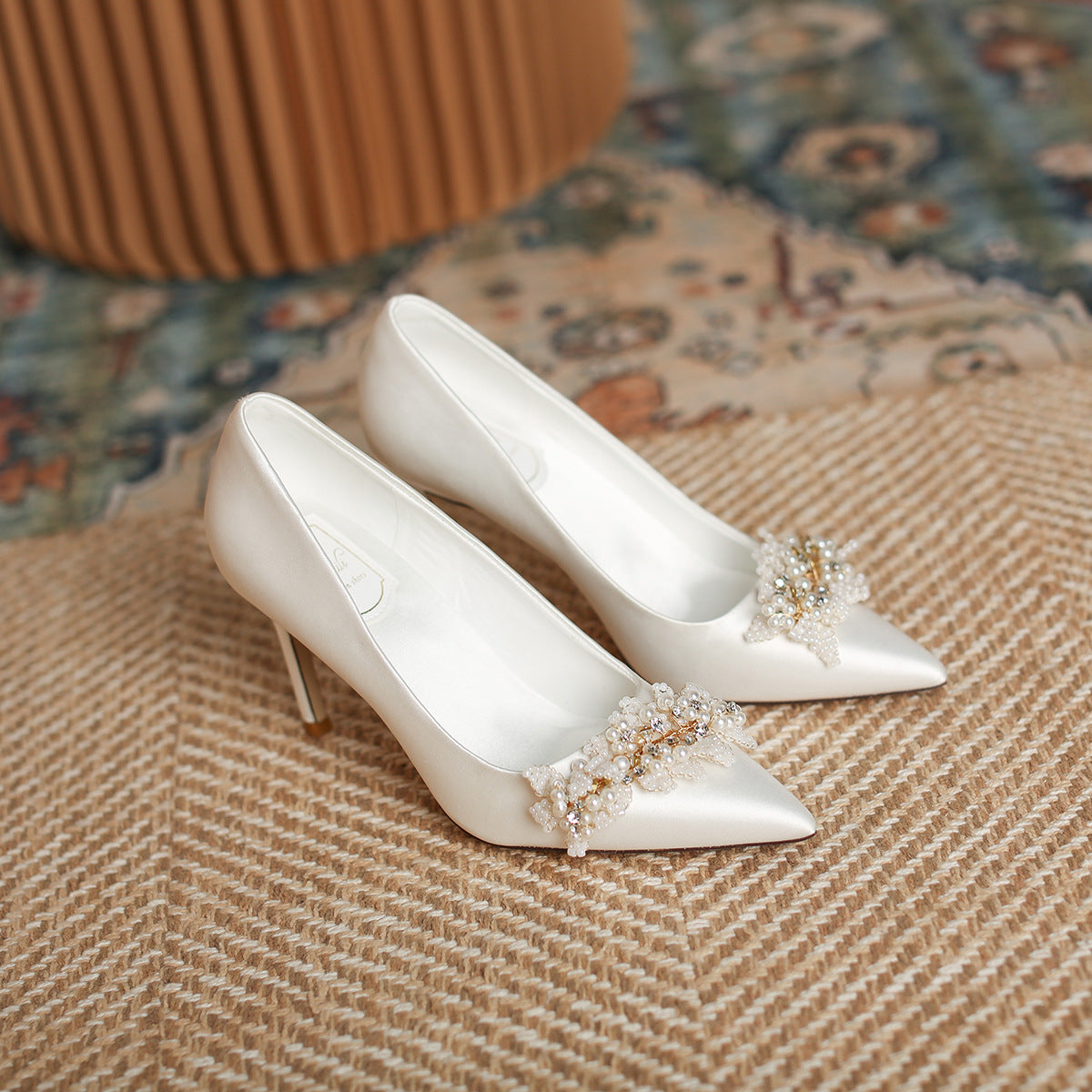 Women's Spring Temperament Pointed Toe High Stiletto Pearl Flower Women's Shoes