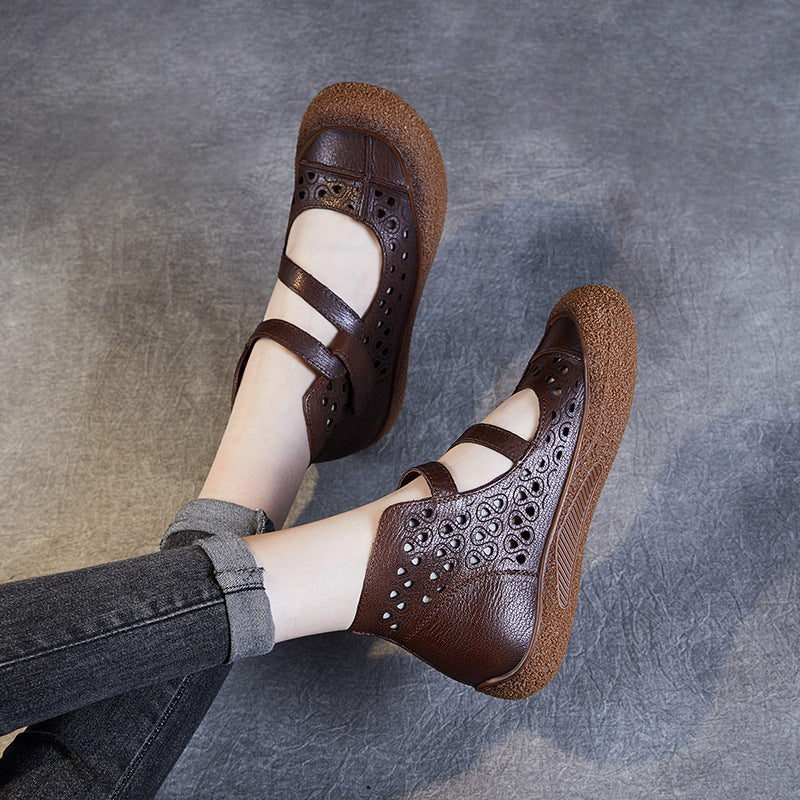 Women's Retro Handmade Genuine Ethnic Soft Bottom Mother Sandals