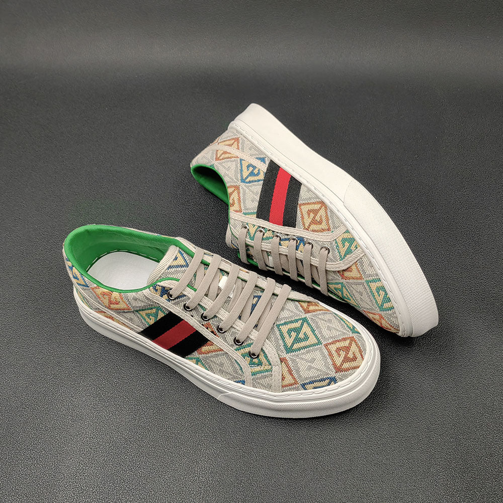 Men's Trendy Flat Cloth Light Luxury Slip-on Sneakers