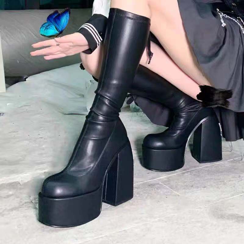 Head Female Chunky Platform Below The Boots