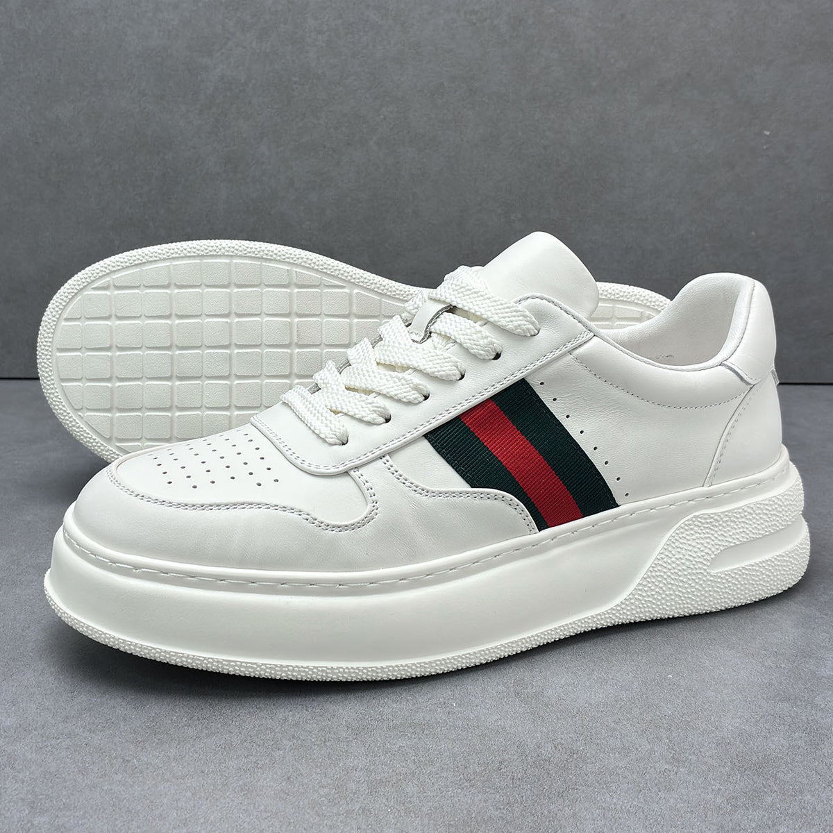 Men's Cowhide Easy Wear Lightweight Platform Fashion Spring Sneakers