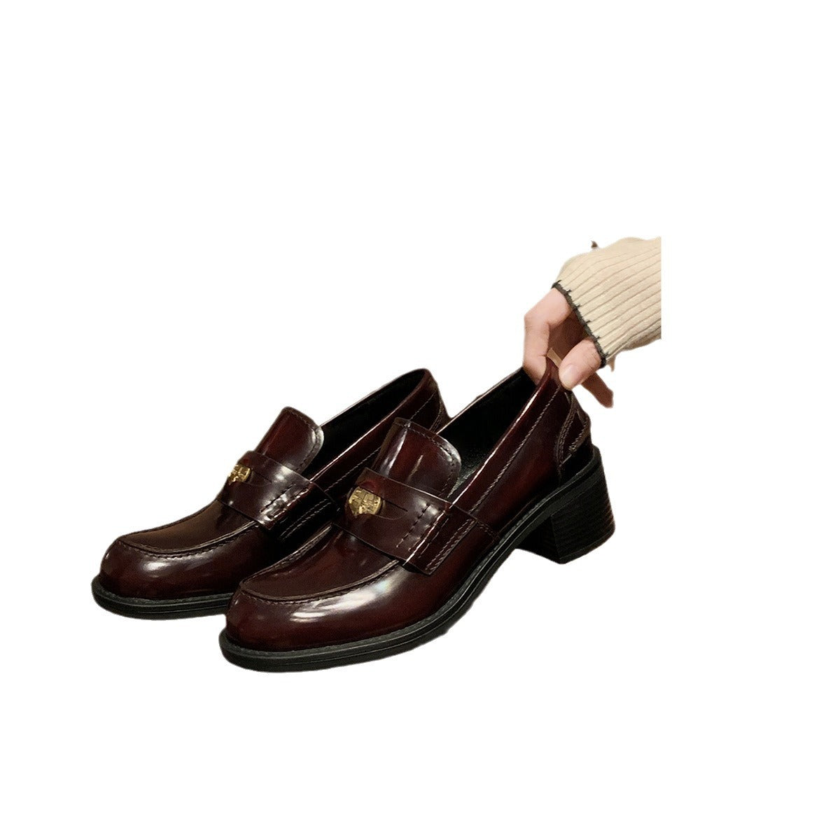 Style Retro Round Toe Small Gold Loafers