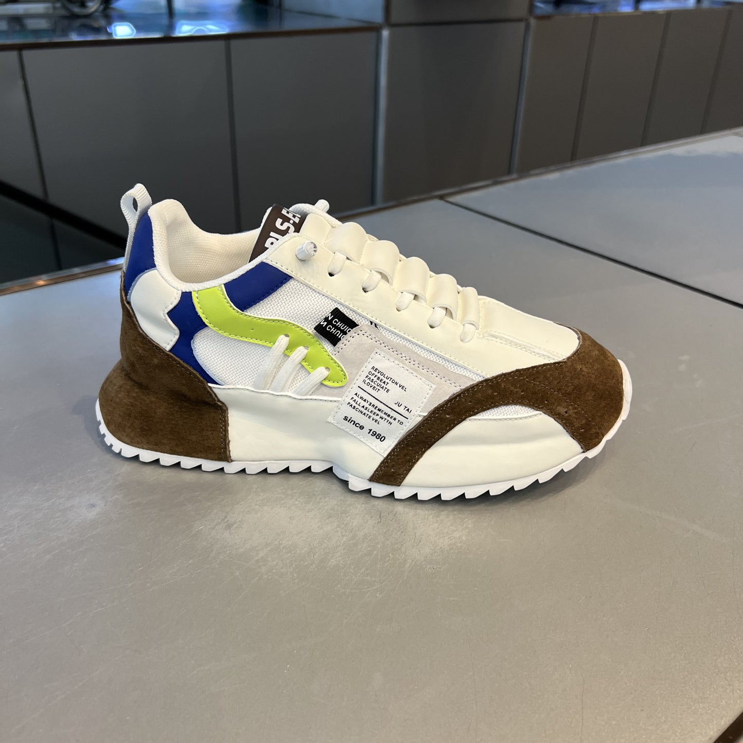 Men's Autumn Fashion Style Thick Bottom Light Casual Shoes