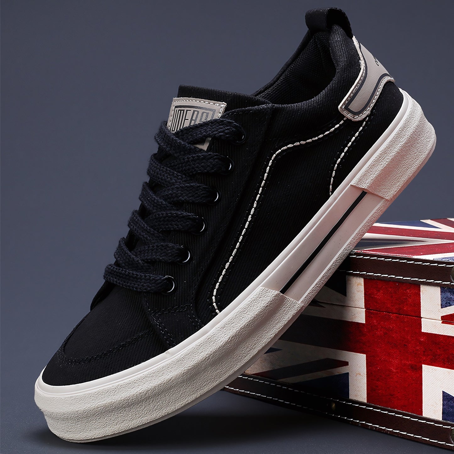 Men's Autumn Niche Fashion Versatile Comfortable Breathable Canvas Shoes