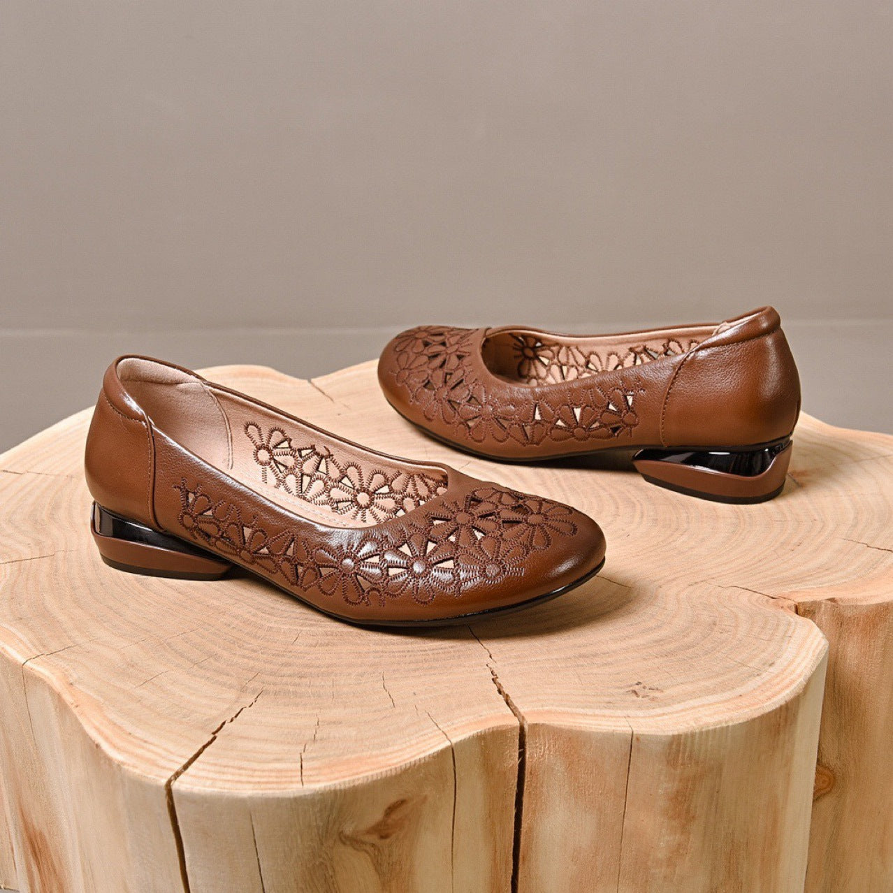 Women's Leap Moon Mom Genuine Comfortable Flat Casual Shoes