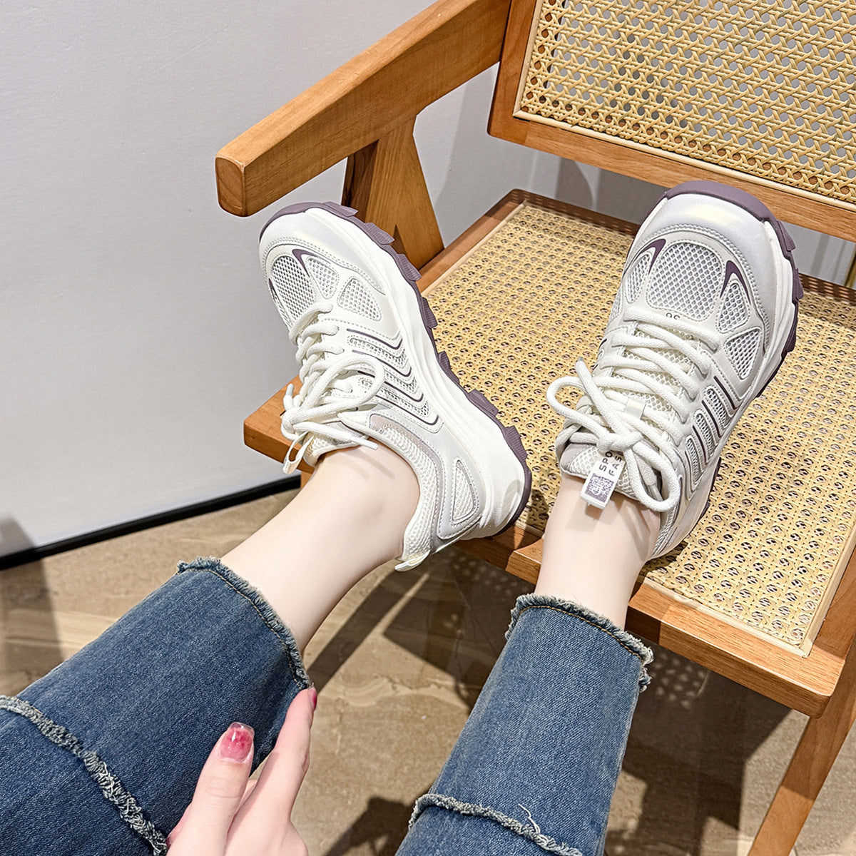 Women's White Mesh Dad Comfortable Lightweight Travel Casual Shoes