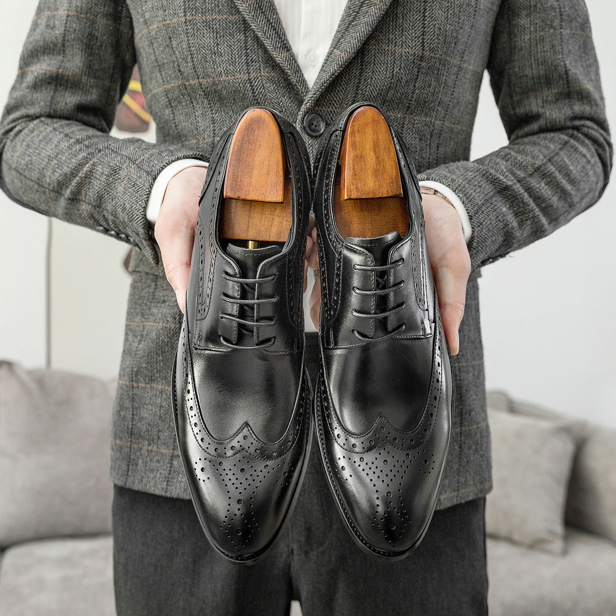 Men's Brogue Business British Carved Wedding Leather Shoes