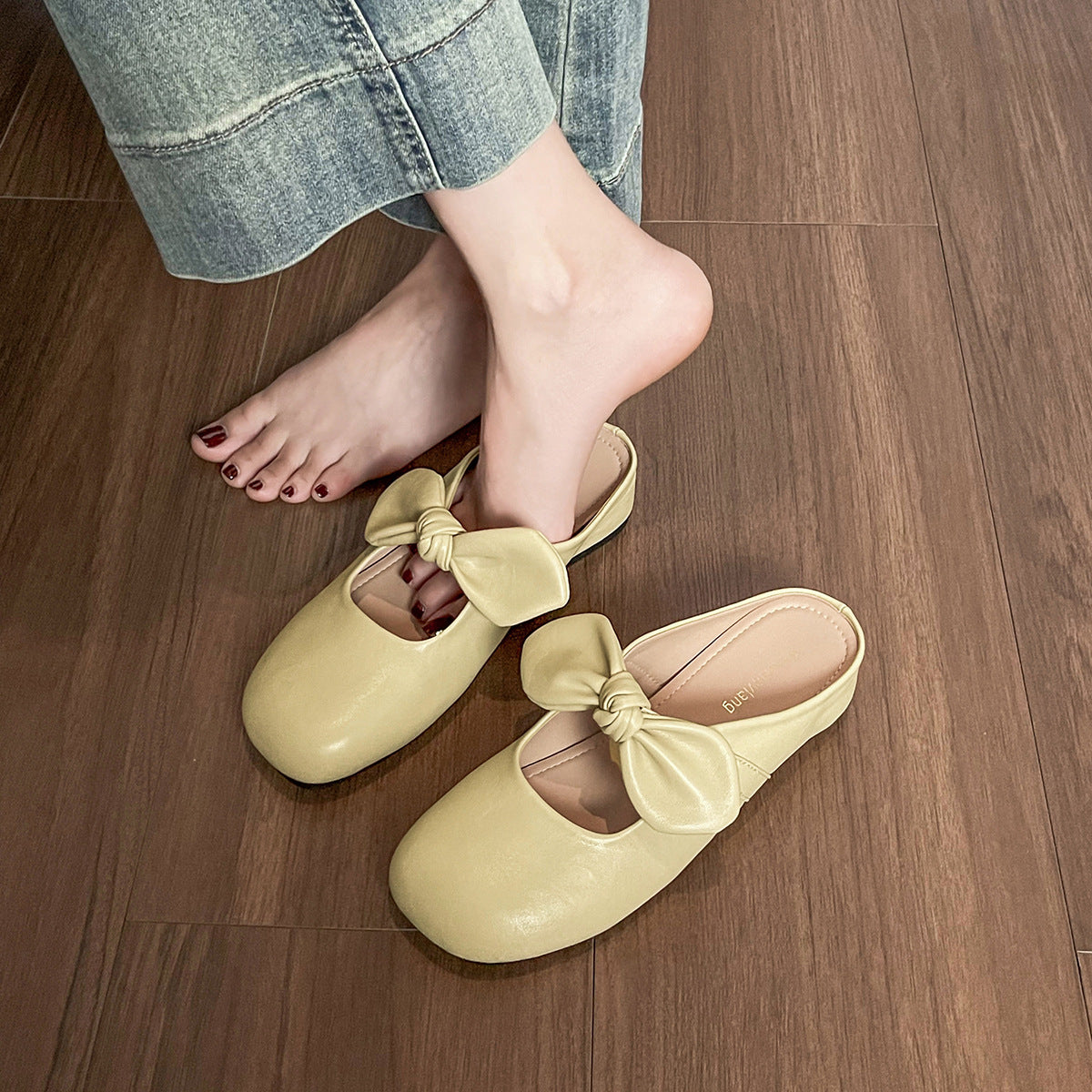 Women's Closed Toe Half Outer Wear Slip-on Slippers