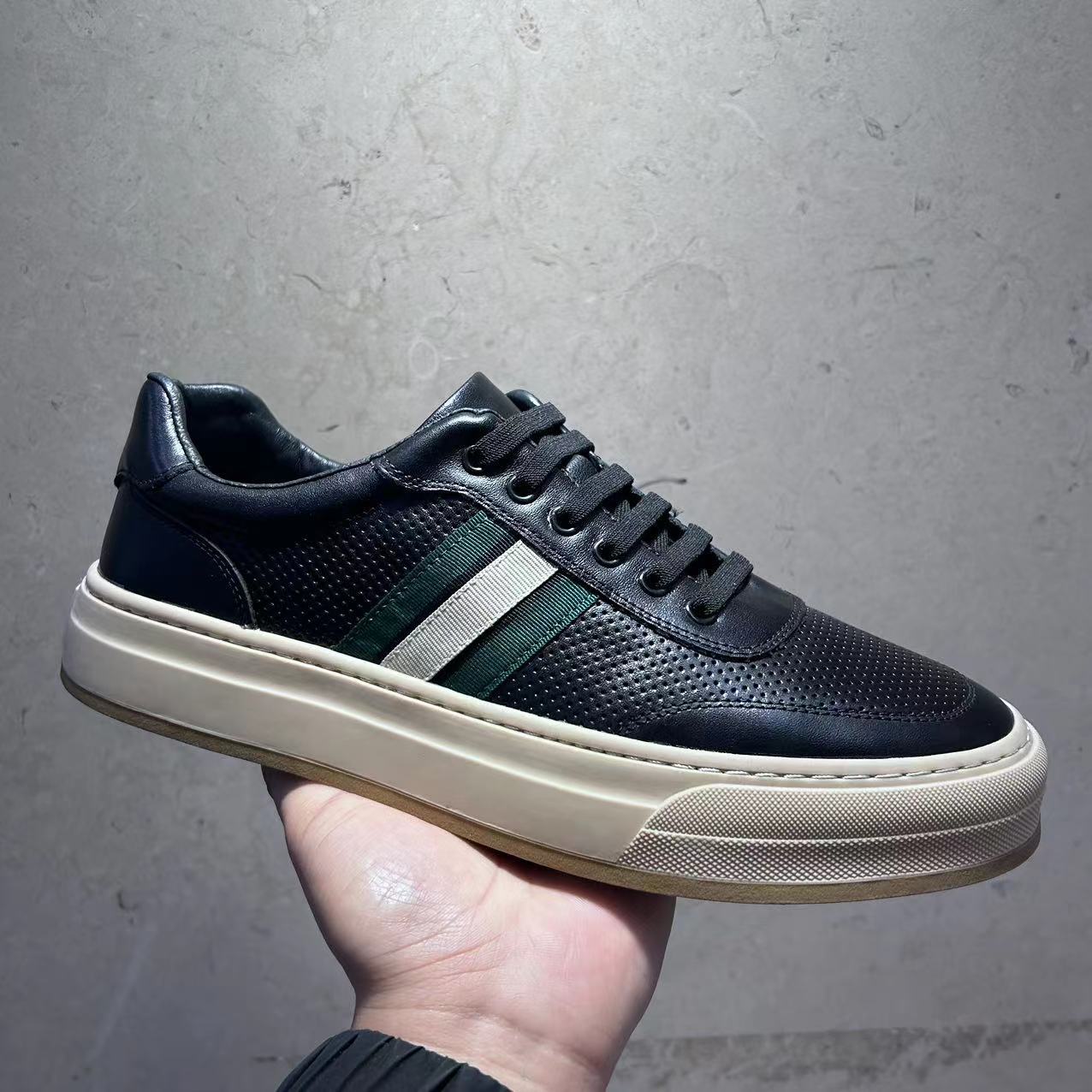 Men's Korean Fashion Type Trendy White Low Sneakers