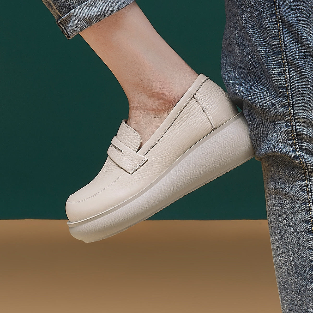 Platform British Retro Style Flat-heeled Slip-on Top Casual Shoes