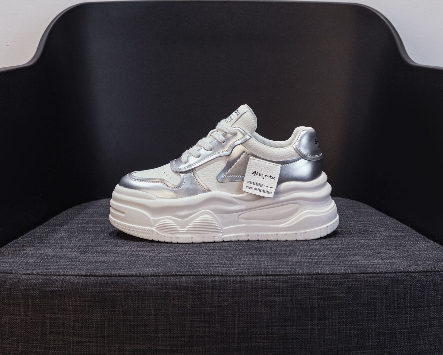 Women's Head White Stitching Platform Sports Leisure Casual Shoes
