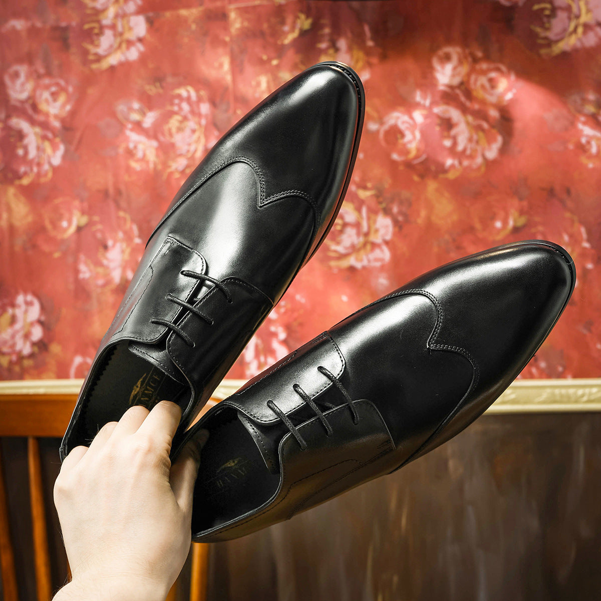 Men's Business Brogue British Pointed Derby Wedding Leather Shoes