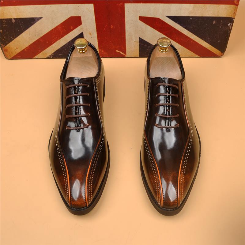 Men's Formal British Style Retro Breathable Wedding Leather Shoes