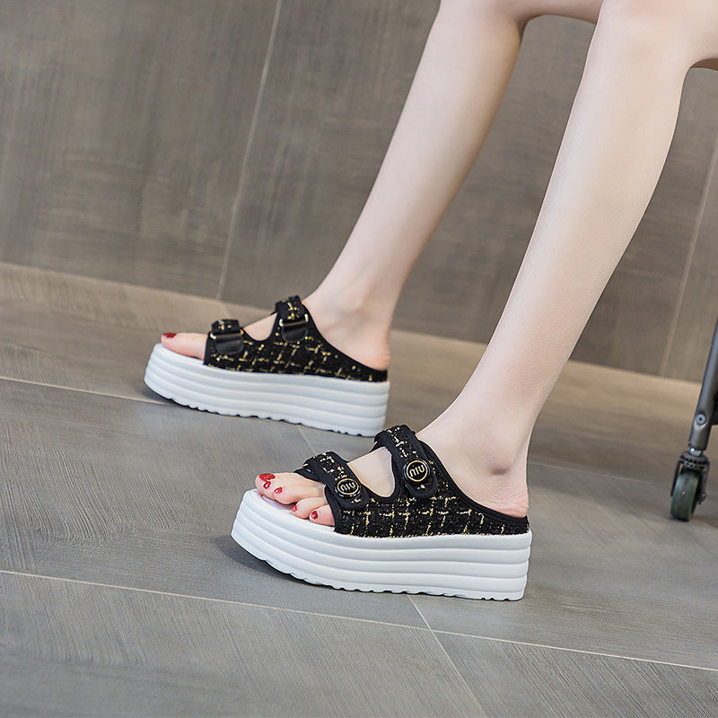 Women's Classic Style Summer Outdoor Wear Fashion Sandals
