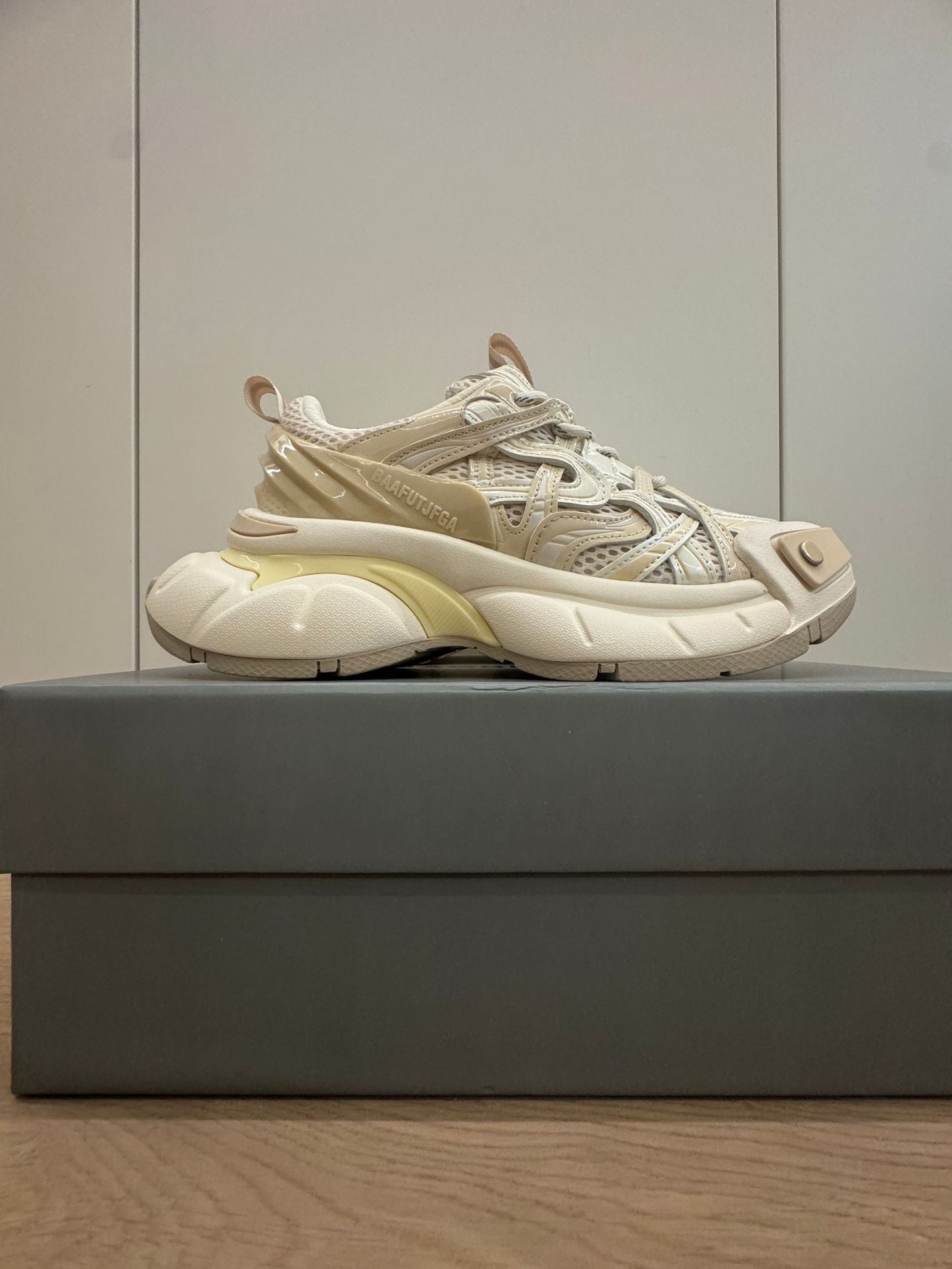 Couple Increased Platform Obsidian Dad Niche Sneakers