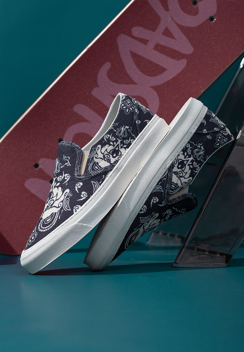 Men's Summer Slip-on Youth Fashion Flat Fashionable Printed Canvas Shoes