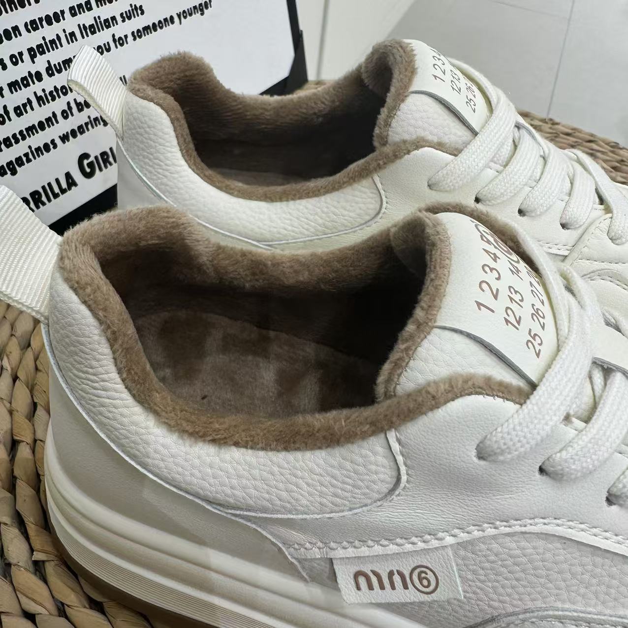 Women's Super Light Soft Bottom White Autumn Casual Shoes