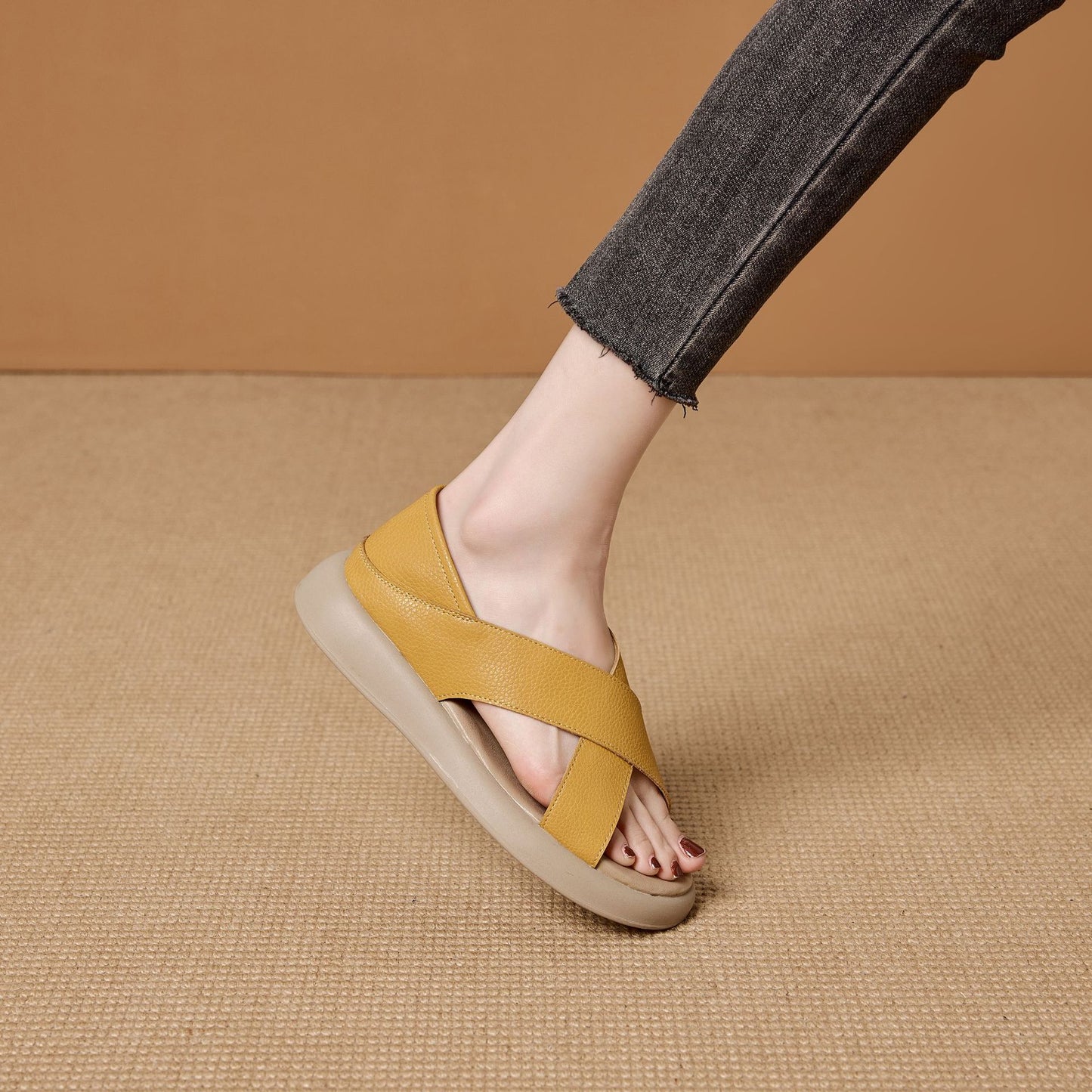 Women's Genuine Flat Peep Toe Summer Hollow Breathable Sandals