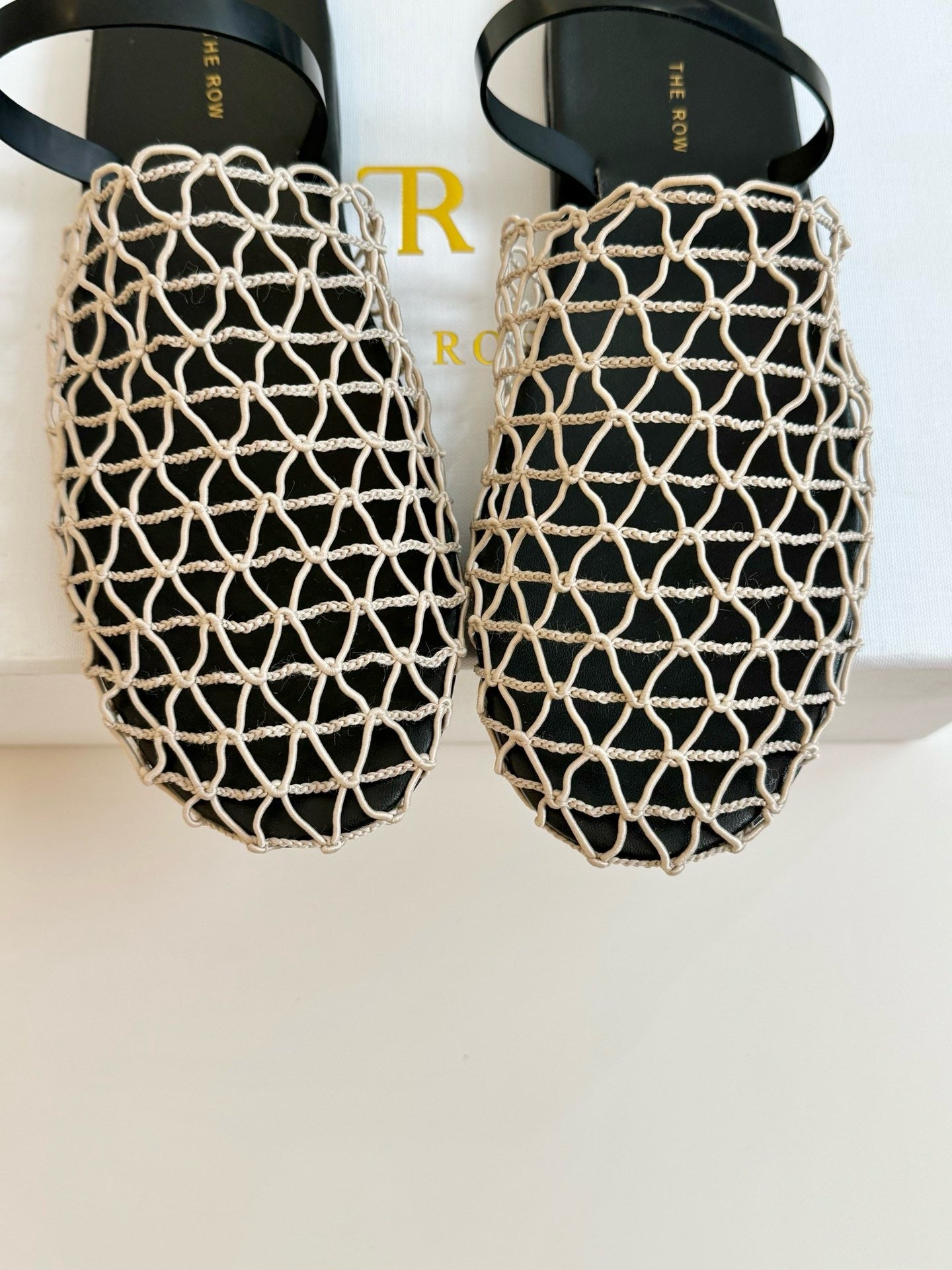 Women's Roman Flat Toe Box Half Hollow Sandals
