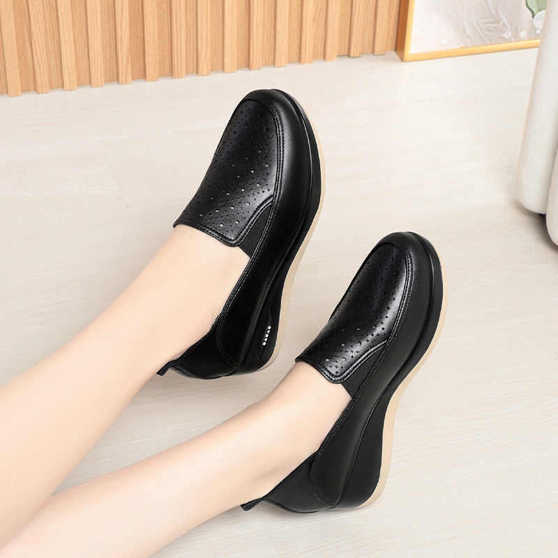 Women's Breathable Mom Summer Soft Bottom Comfortable Sandals