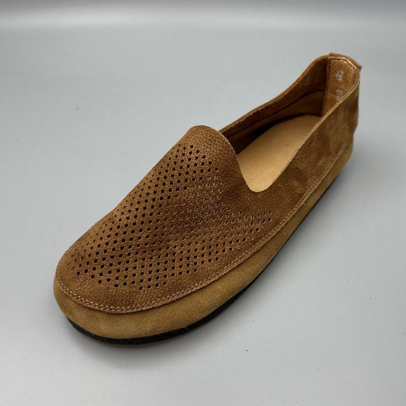 Men's Retro Handmade Cowhide Hollow Summer Soft Loafers