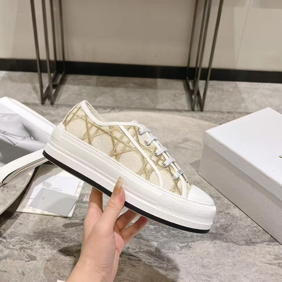 Women's Color Embroidered Platform White Fashionable Comfortable Versatile Casual Shoes