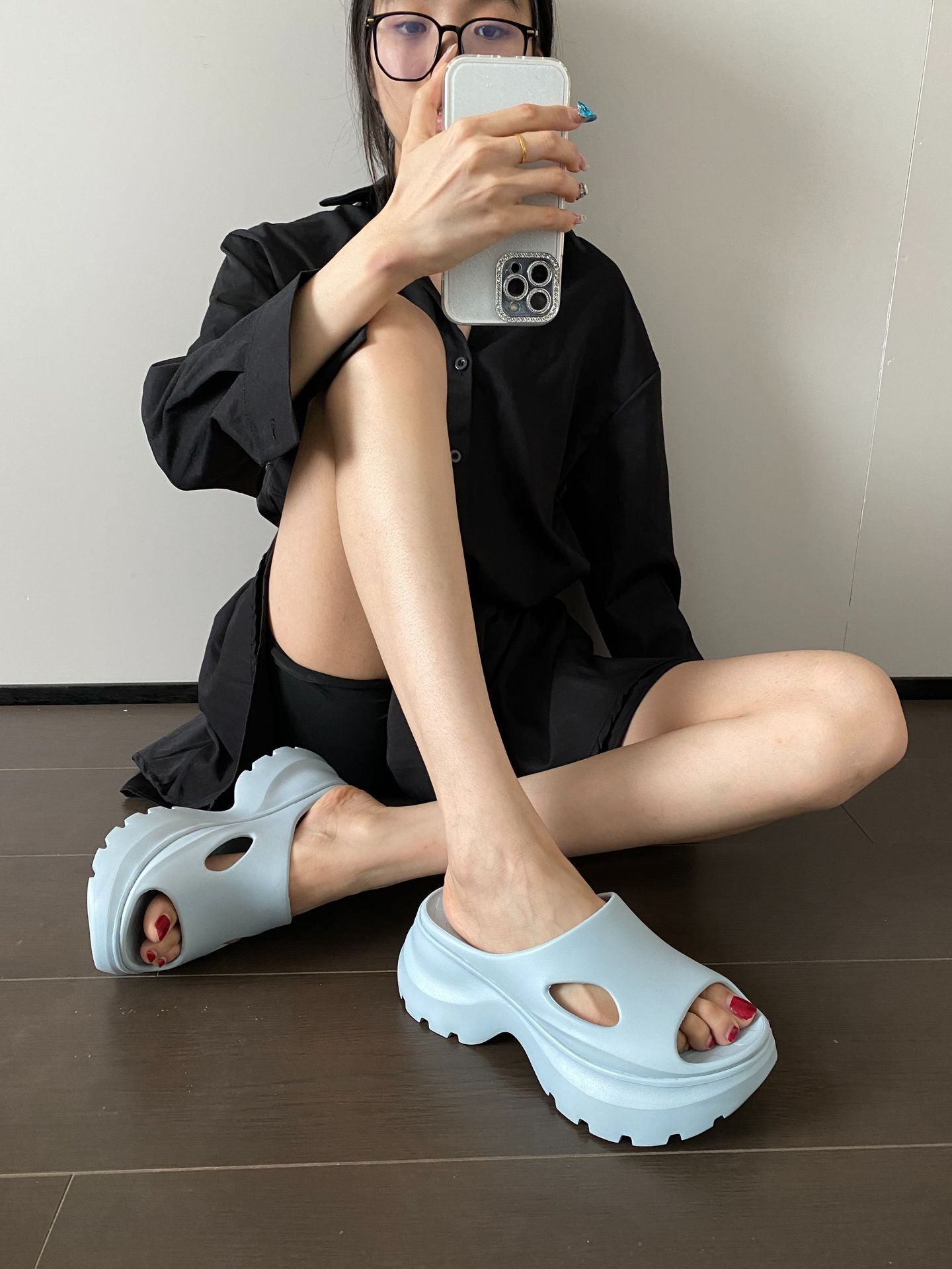 Women's Grape Mom Wear Hollow Platform Height Slippers