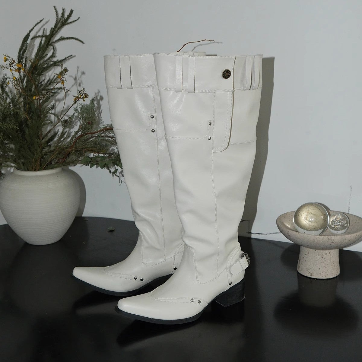 Women's Pointed Toe High Pile Style White Retro Boots