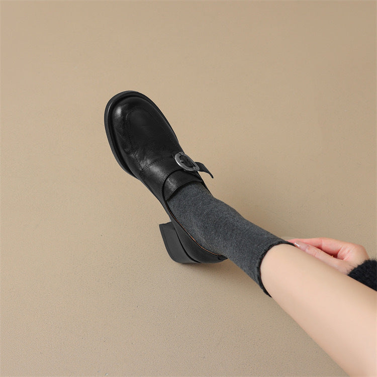 Waste Soil Style Metal Buckle Round Loafers