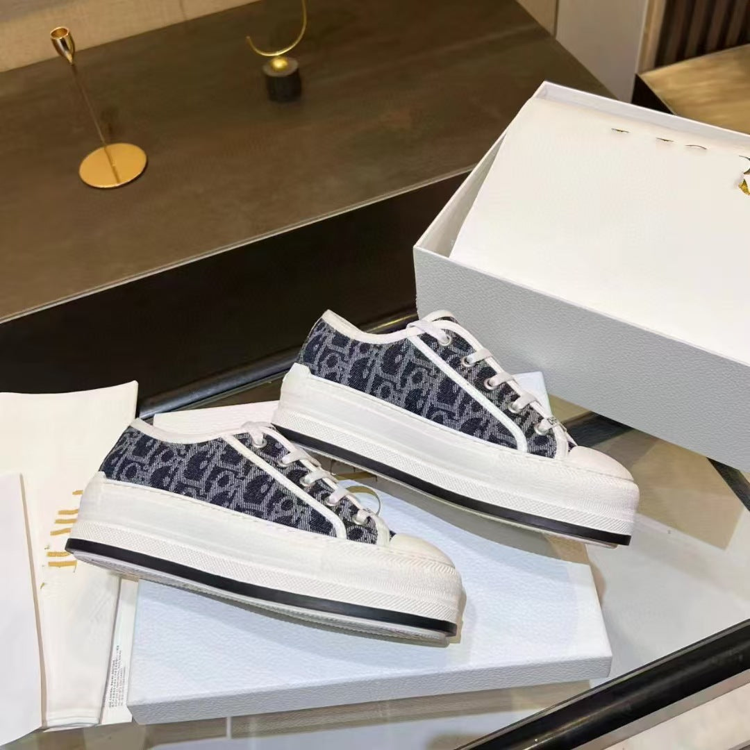Women's Color Embroidered Platform White Fashionable Comfortable Versatile Casual Shoes