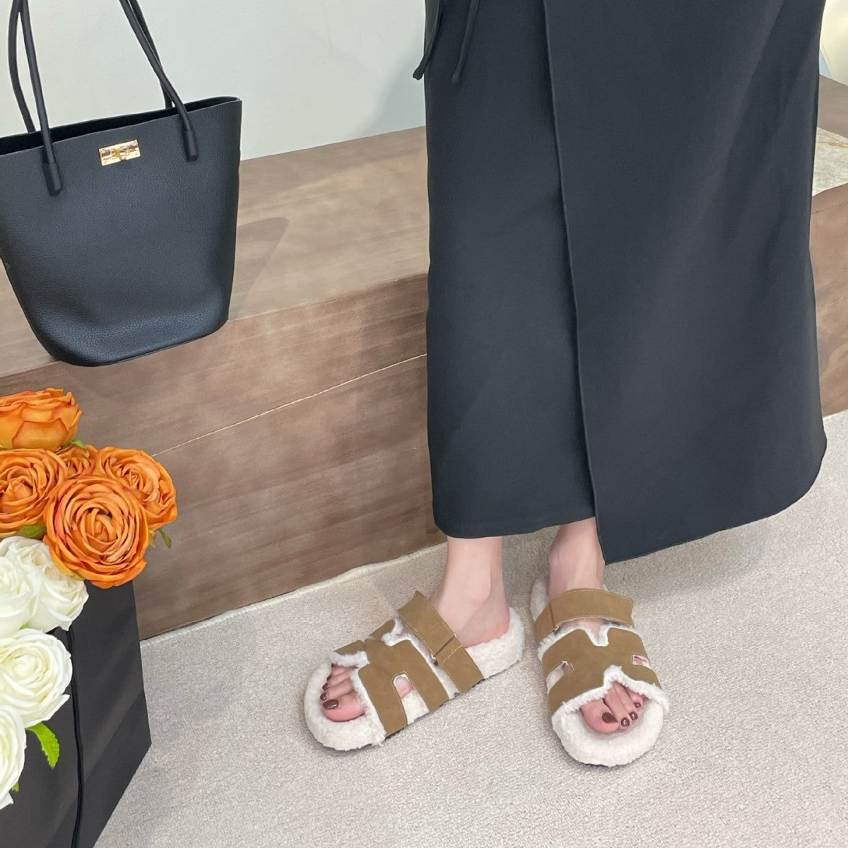 Women's With Velcro Fluffy Outer Wear Retro Slippers