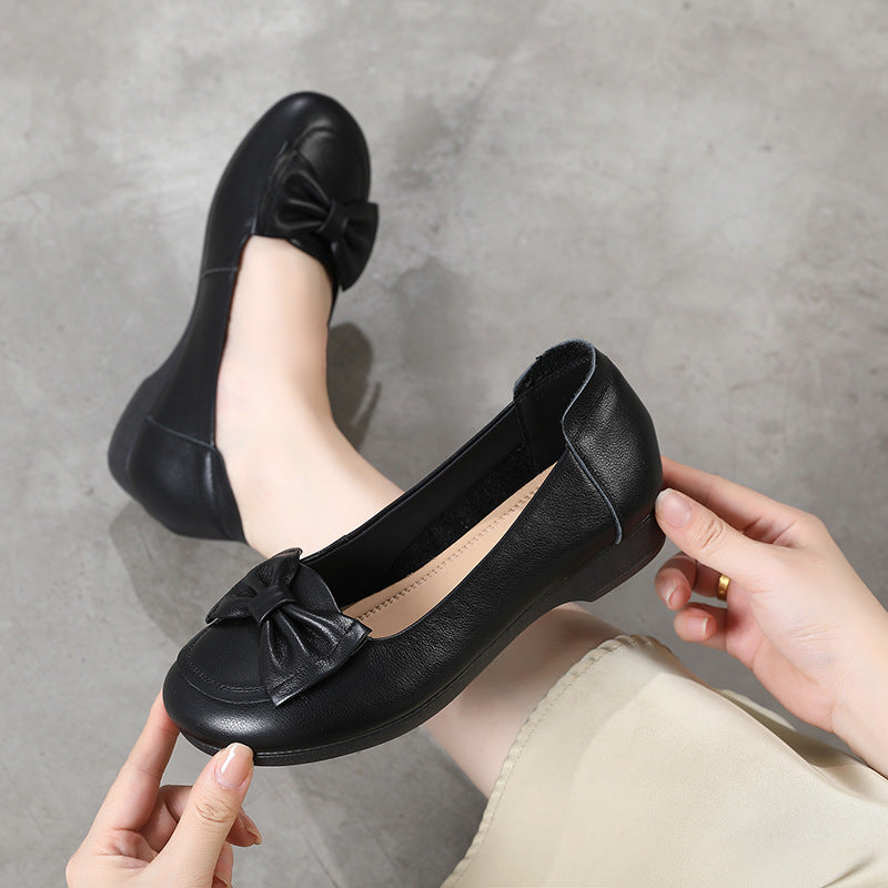 Women's Cowhide Soft Bottom Autumn Mom Flat Loafers