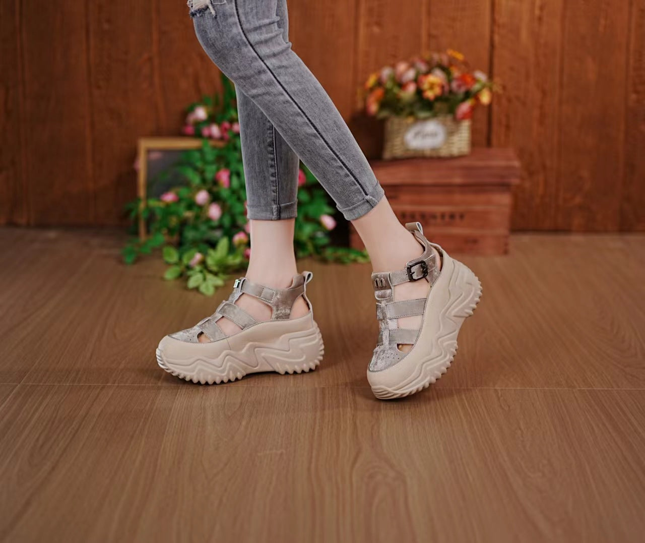 Women's Height Increasing Insole Dad Summer Versatile Korean Style Thick Casual Shoes