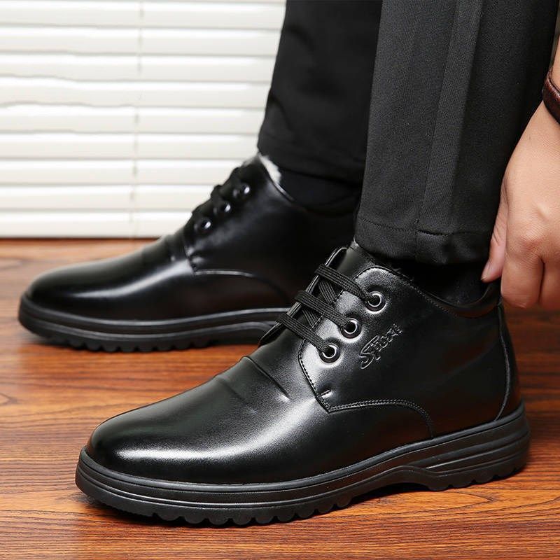 Men's Winter Thickening Thermal Cotton Soft Bottom Leather Shoes