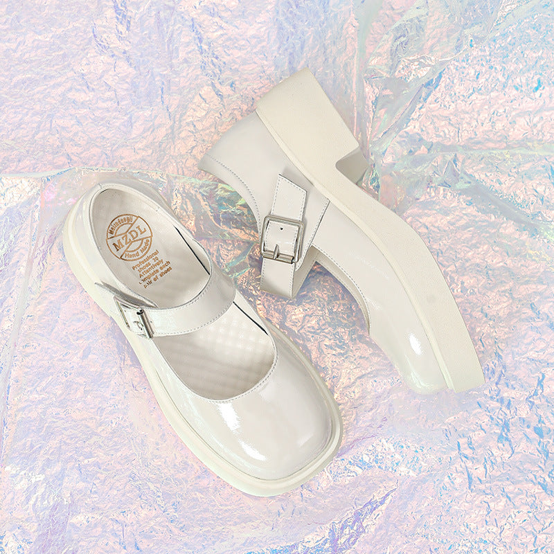 Women's Early Spring Low-cut Buckled Chunky Small Leather Shoes