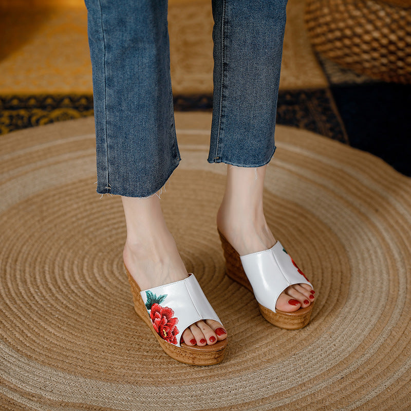 Style Peep Toe Soft Bottom Comfortable Embroidered Wedge Slip-on Sandals