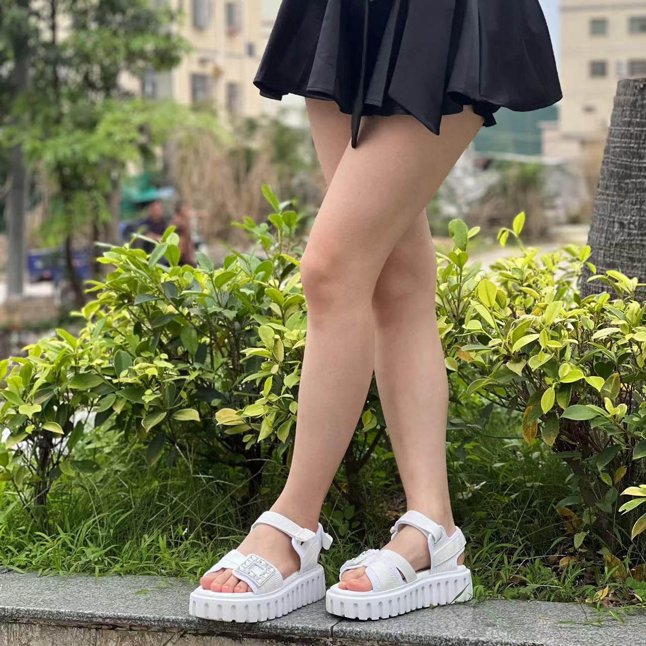 Women's & Men's Drill Buckle Hook Loop Fastener Fashion Sandals