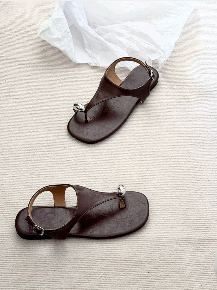 Women's Version Retro Flat Bottom Metal Toe Covering Buckle Sandals