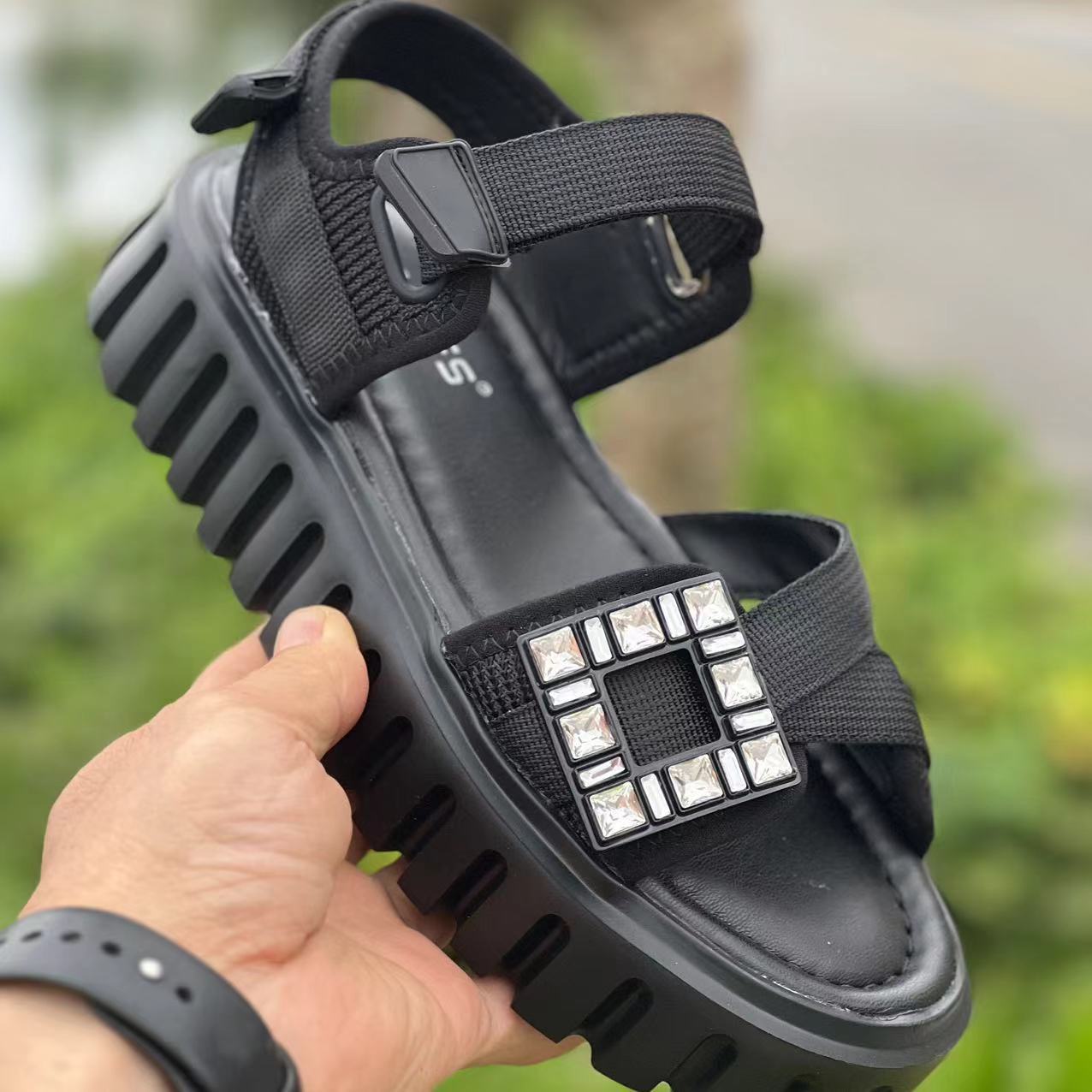Women's & Men's Drill Buckle Hook Loop Fastener Fashion Sandals