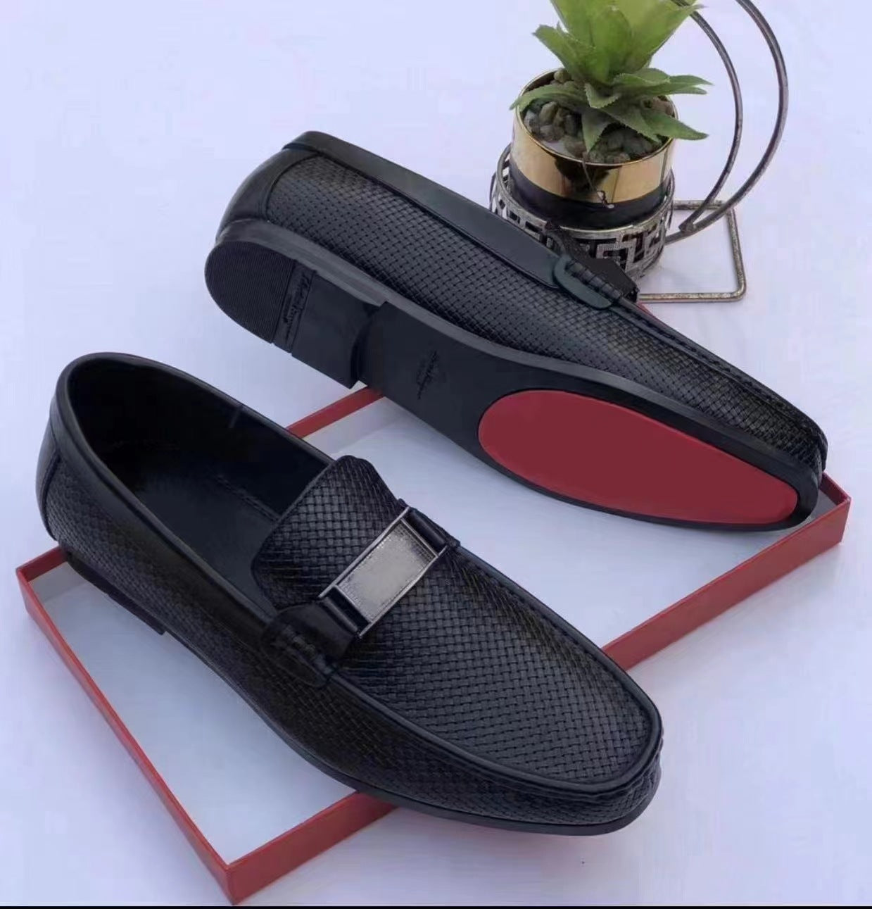 Men's First Layer Cowhide Soft Bottom Breathable Casual Shoes