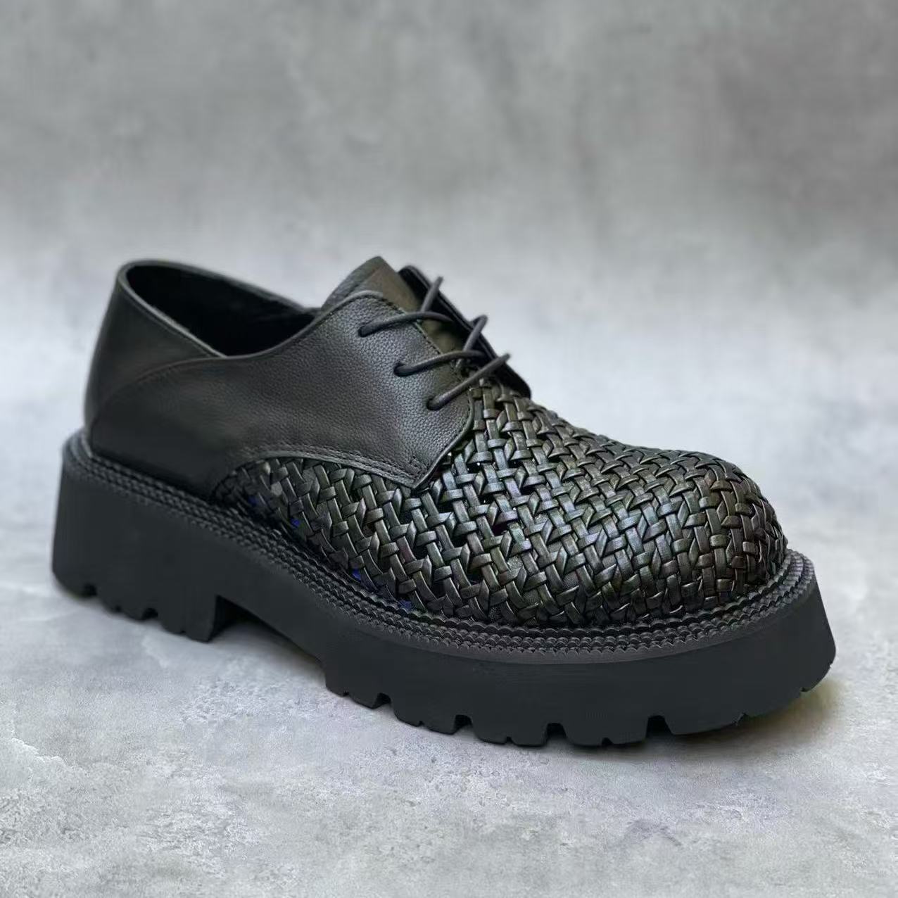 Men's Platform Tide Hand-woven Slip-on Hollow Breathable Business Height Leather Shoes