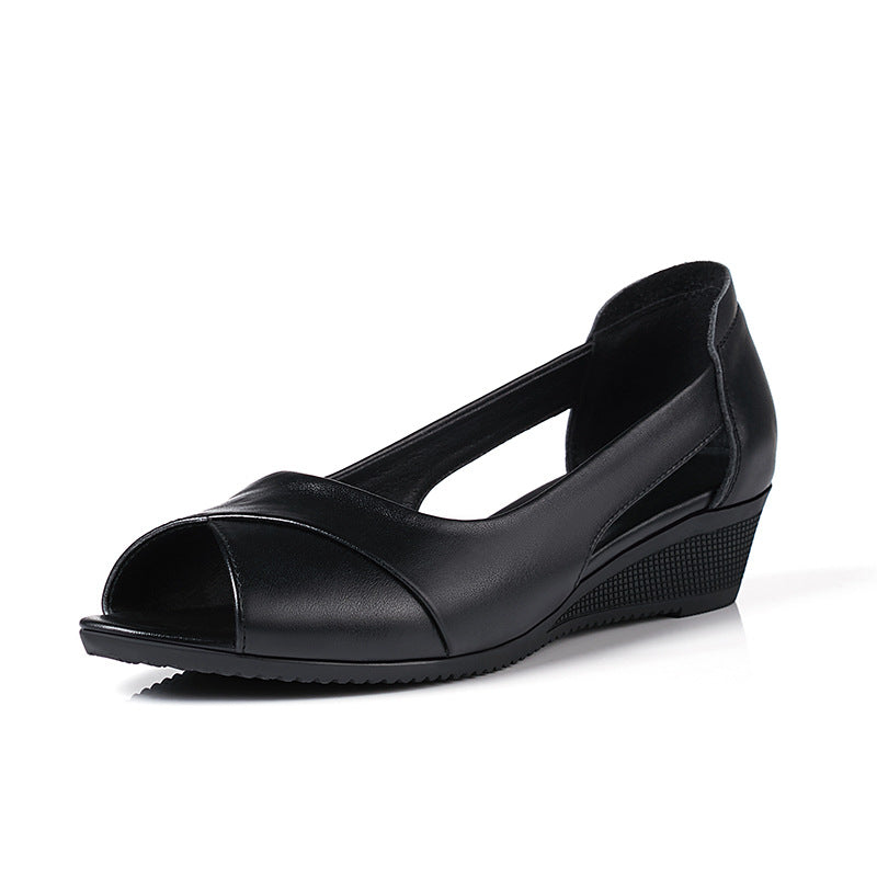 Soft Surface Bottom Cutout Breathable Plus Sandals