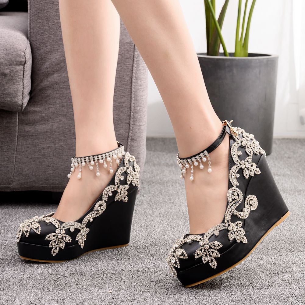 Women's Beaded Tassel Wristband Wedge Plus Size Casual Shoes